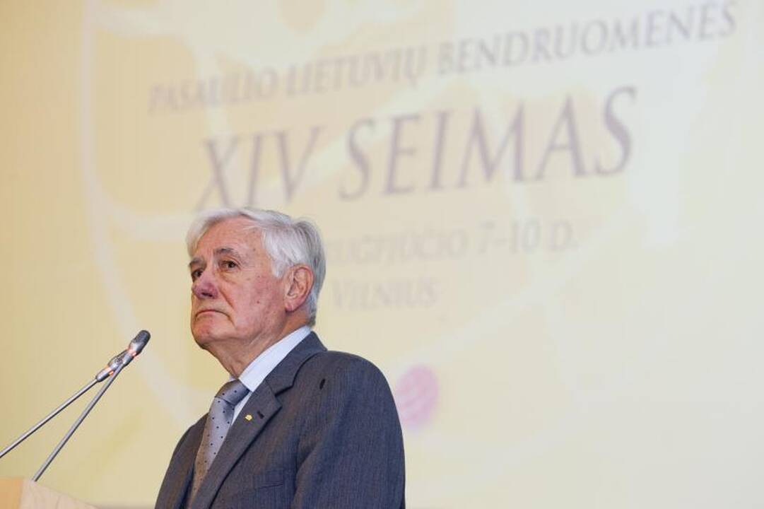 Kaune įvykusioje avarijoje apgadinti penki automobiliai (papildyta)