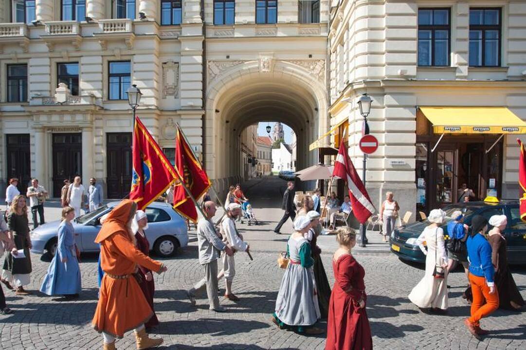 Baltramiejaus mugėje Vilniuje – pagarba puodžiams