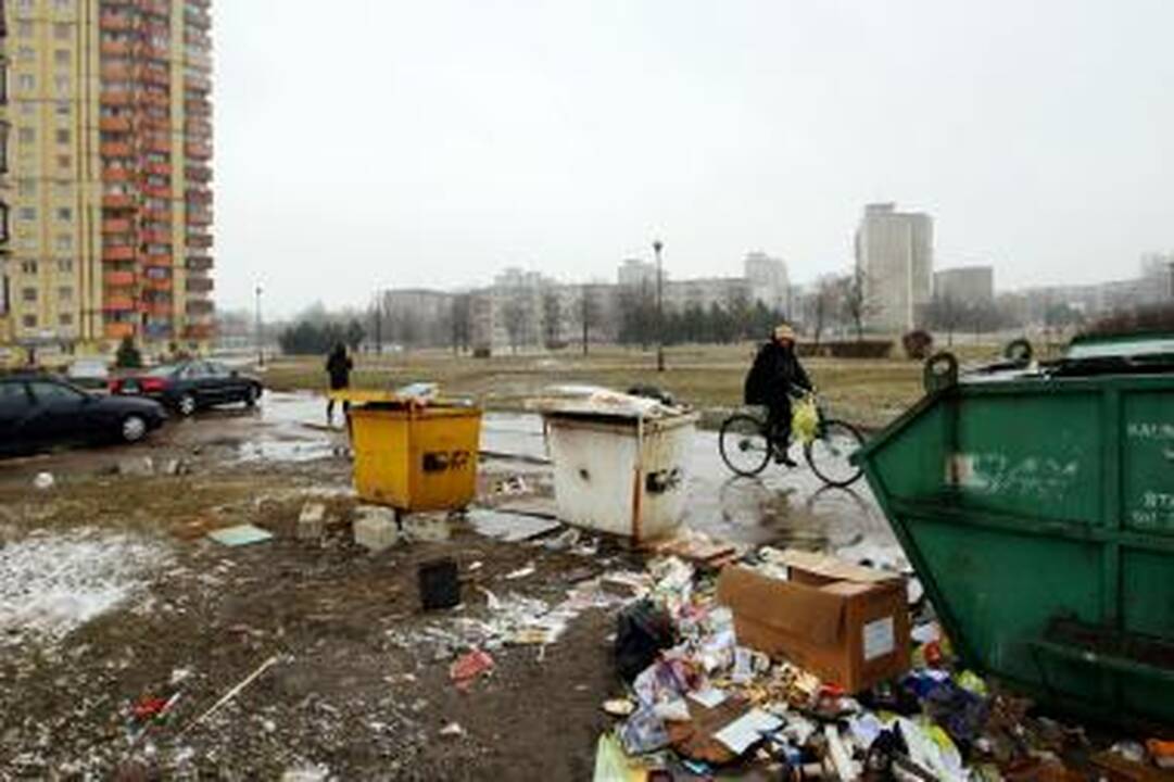 Atliekų išvežimo kainą siūloma susieti su buto plotu (papildyta)