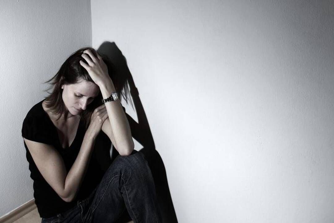 Šokiruojanti išpažintis: mane dvejus metus prievartavo miegančią