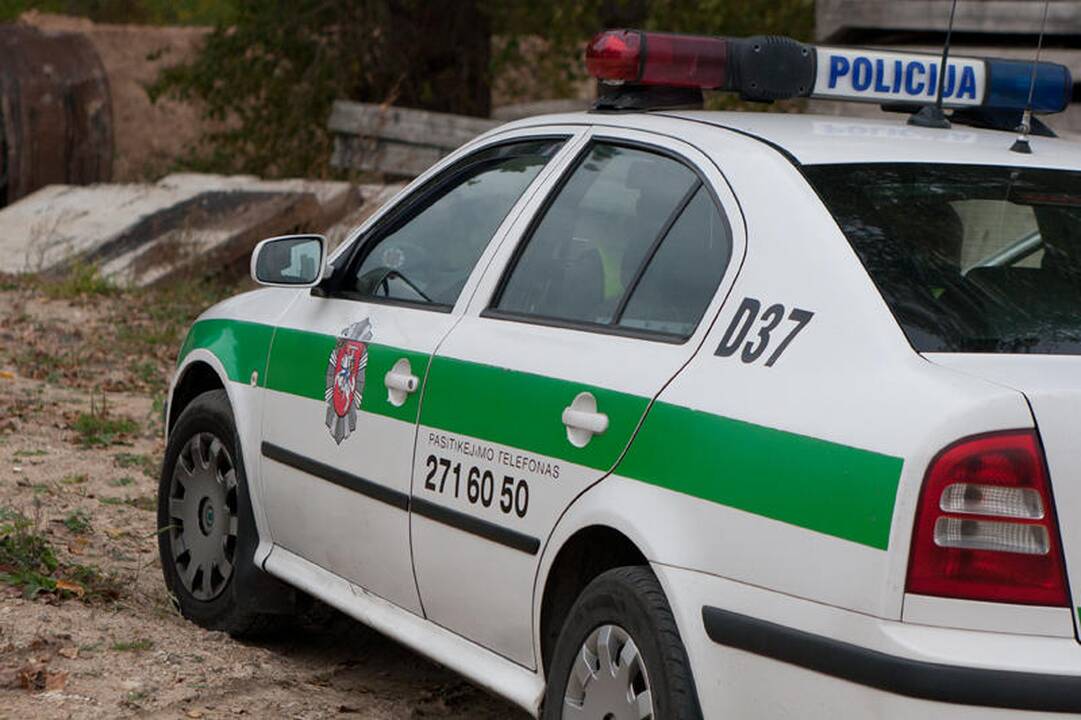 Vilniaus rajone nušalintas pareigūnas neblaivus padarė avariją