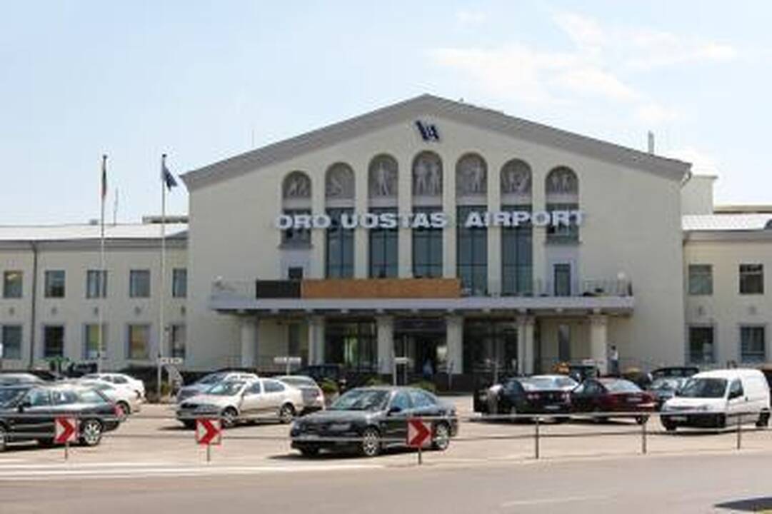 Rastas sprogmuo Vilniaus oro uosto darbo nesutrikdė (papildyta)
