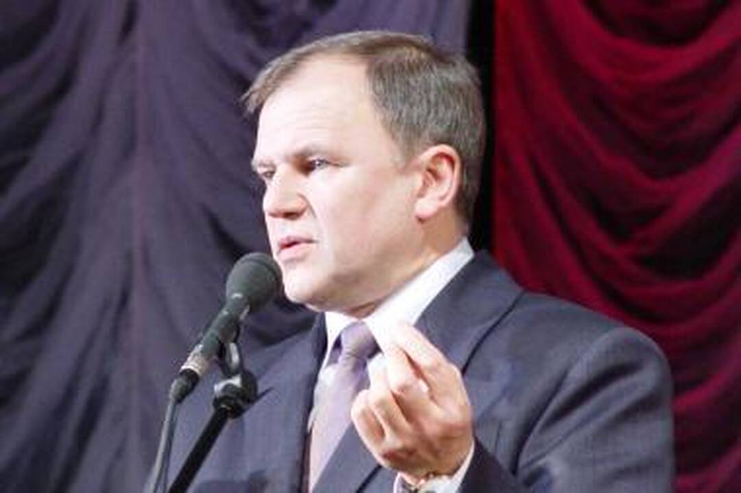 Prokurorų prašoma aiškintis dėl kyšių prieš balsavimą dėl „Leo LT" 
