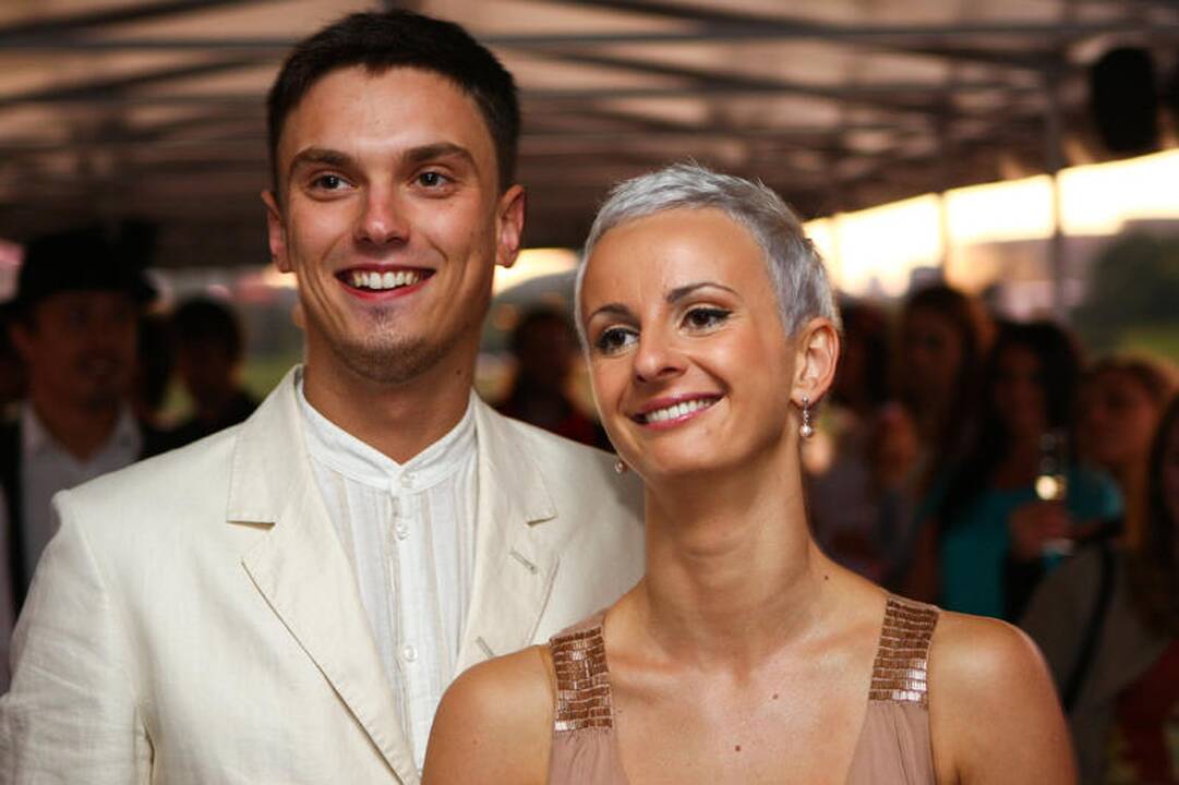 Televizijoje išgarsėję šokėjai Norkūnai sulaukė dukrytės