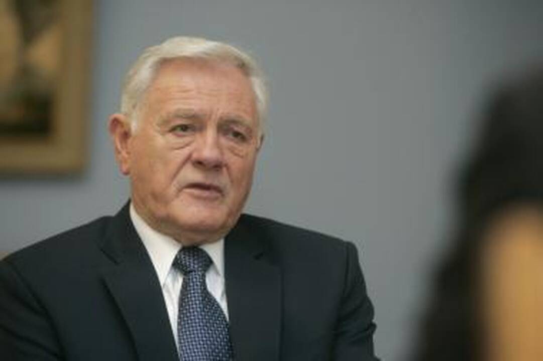 Tęsiami susitikimai su kandidatais į ministrus