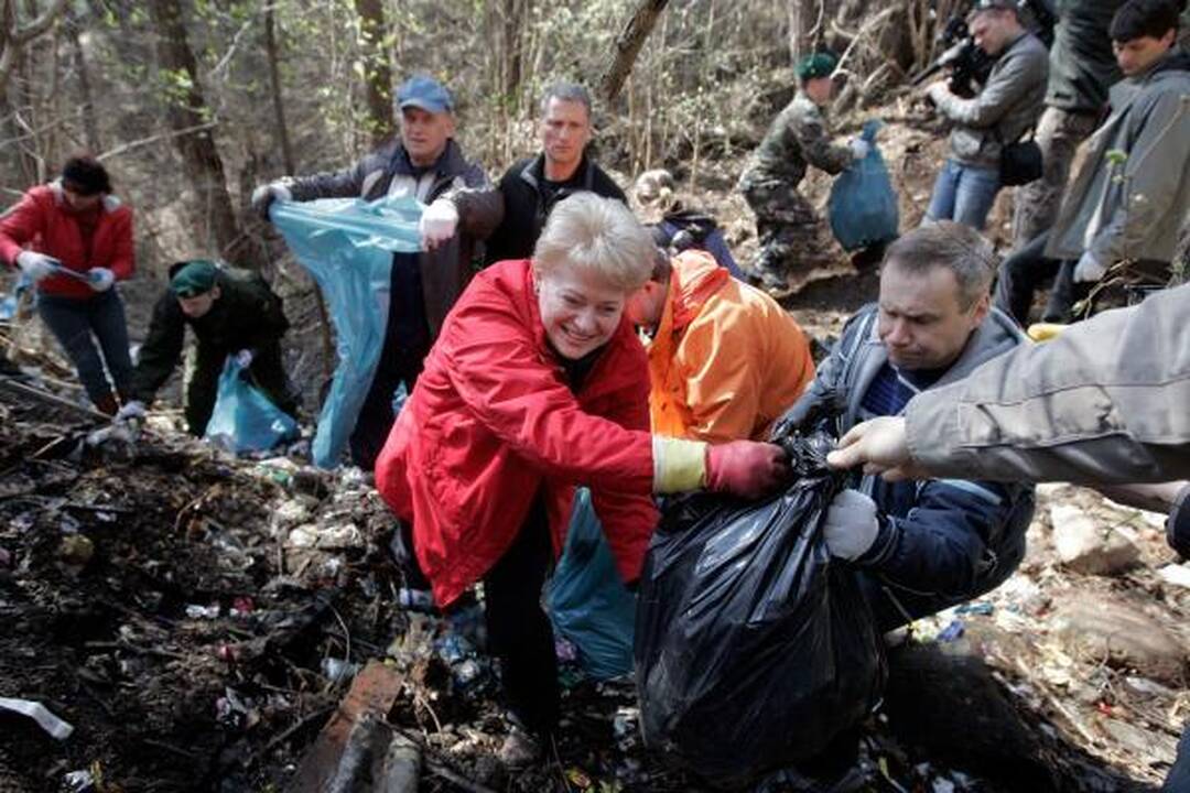 Lietuvos šiukšlynus kuopė ir D.Grybauskaitė