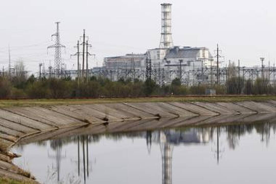 Ukraina prašo pagalbos statant naują Černobylio atominio reaktoriaus gaubtą