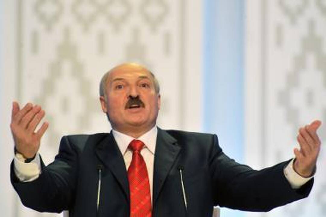 Perrinkus A.Lukašenką, atsistatydino Baltarusijos vyriausybė