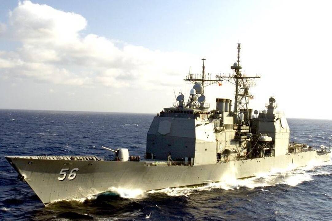 Susidūrė JAV povandeninis laivas ir „Aegis“ kreiseris