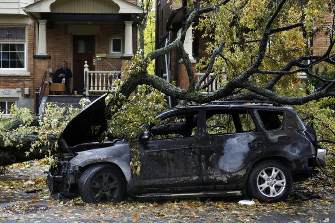 Kanadoje dėl audros „Sandy“ be elektros liko 130 tūkst. jos vartotojų