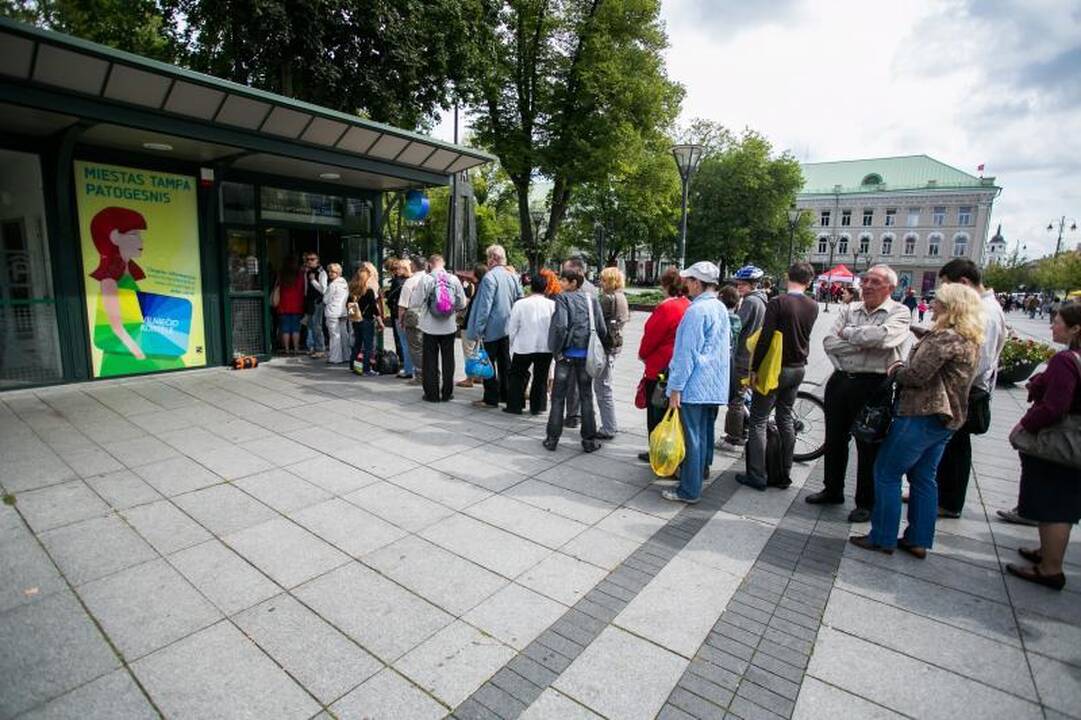Nužudytas advokatas S.Novikovas palaidotas Kairėnų kapinėse