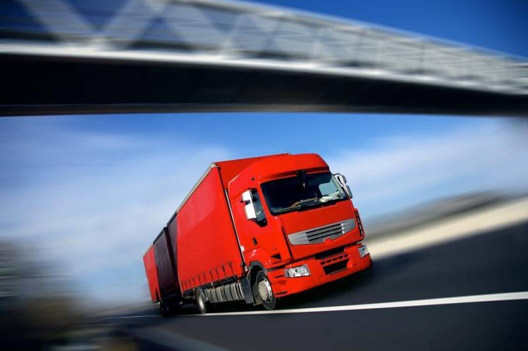 Transportas ir logistika stoja, tikimasi, tik dėl atostogų