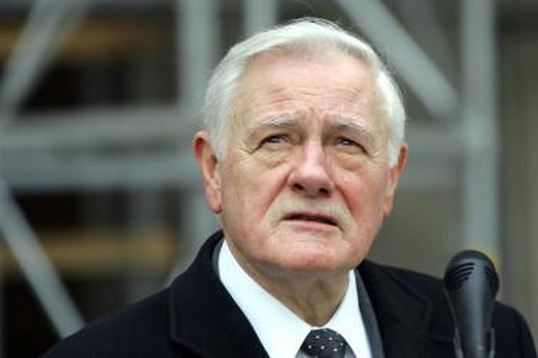 V.Adamkus: didžiausios krizės yra ne ekonominės, o moralinės