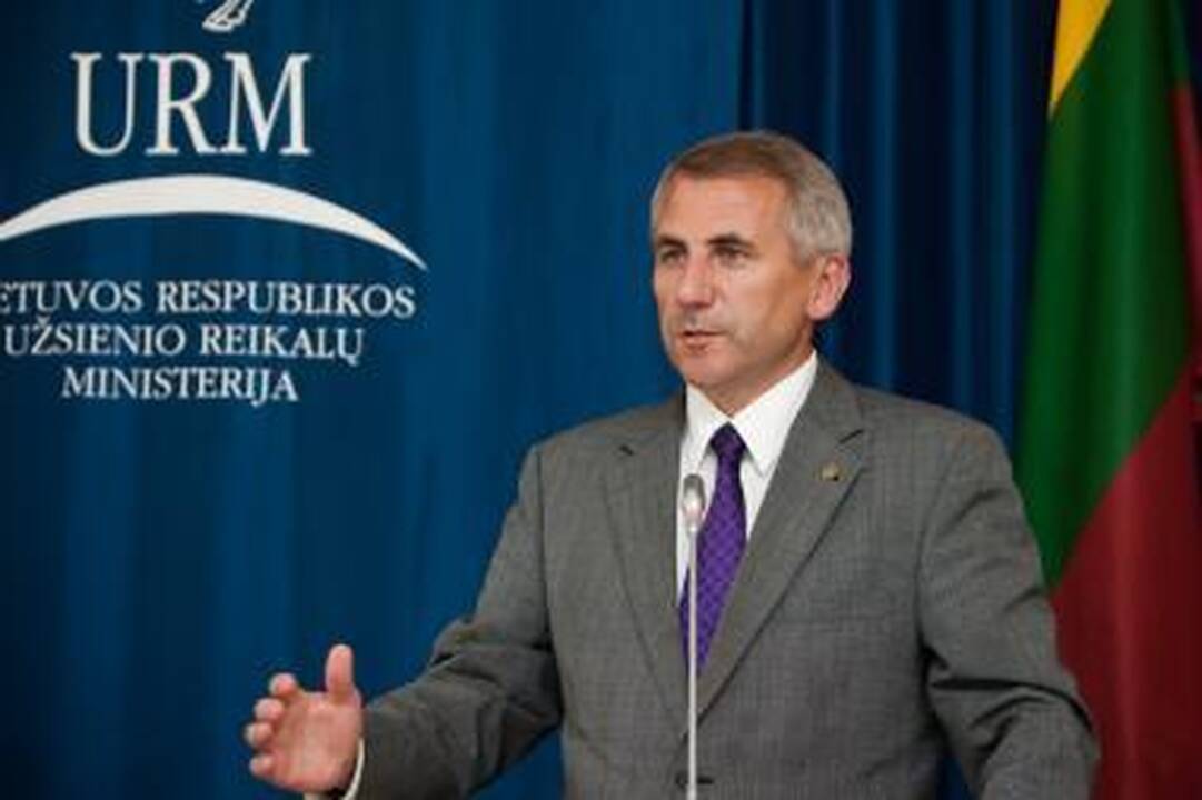 V.Ušackas: būtume priversti sumažinti iki 20 atstovybių