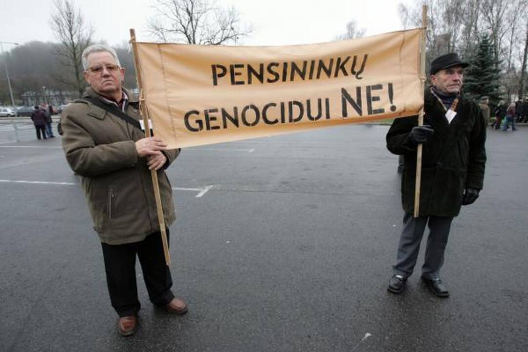 Darbdaviai neprieštarauja pensinio amžiaus vėlinimui