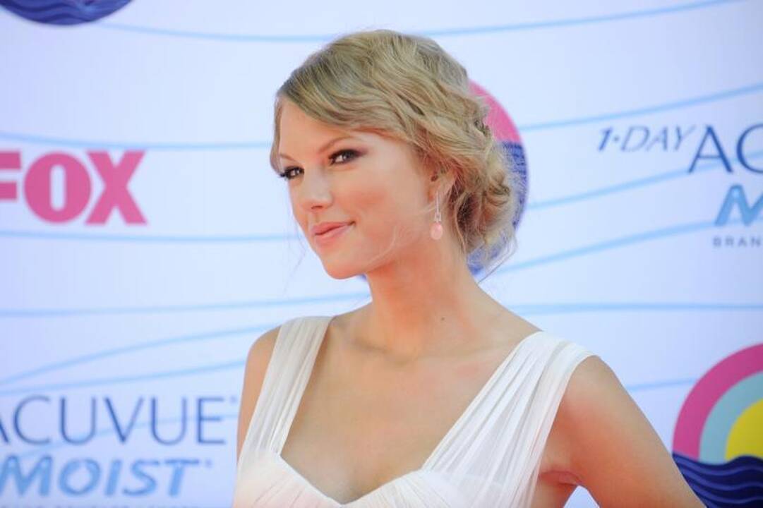 T. Swift ir H. Stylesas oficialiai pranešė apie skyrybas