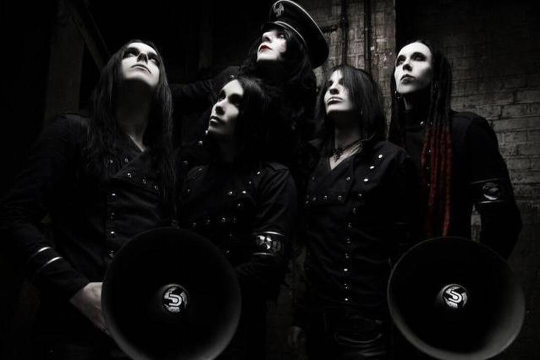 „Rammstein” Kaune apšildys gotikinio metalo dievukai „Deathstars”