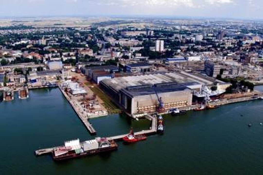 „Vakarų Baltijos laivų statykla“ Rusijos kompanijai statys baržas 