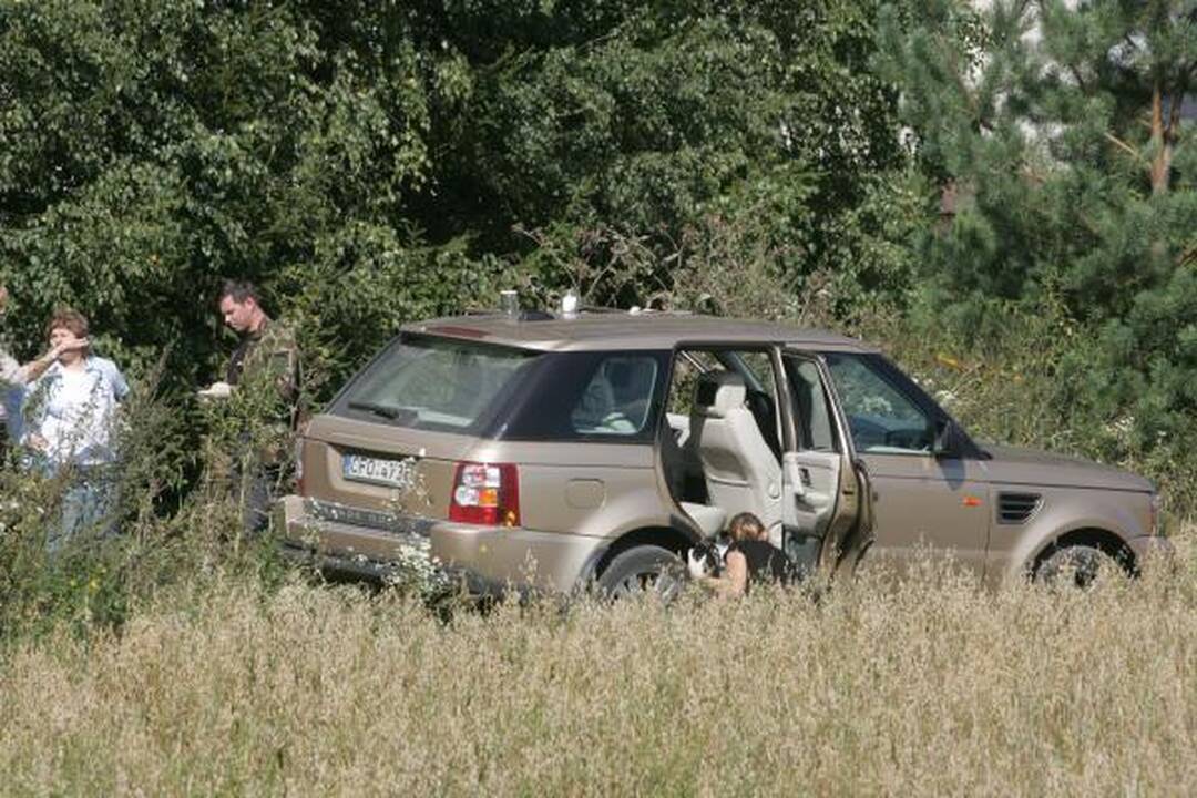 Riešėje dviem šūviais nušautas vyras (papildyta)