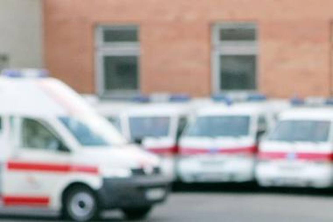 Brolis sužalojo seserį