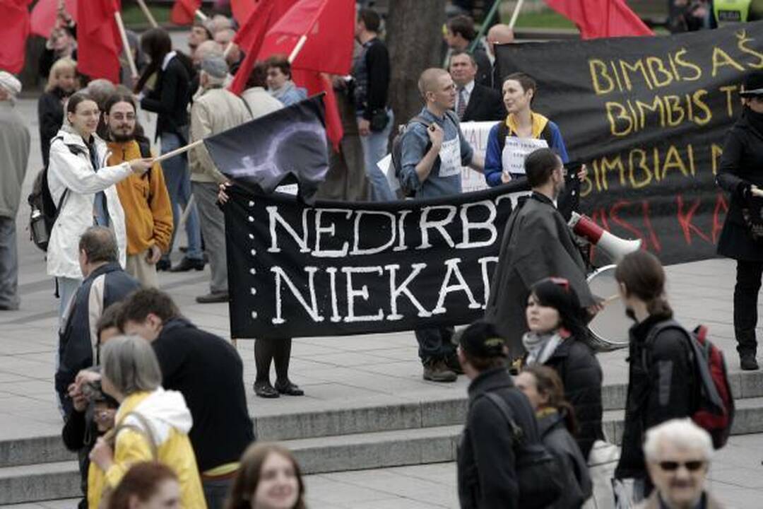 Gegužės 1-ąją minėjo frontininkai, prorusiškas jaunimas ir profsąjungos (papildyta)