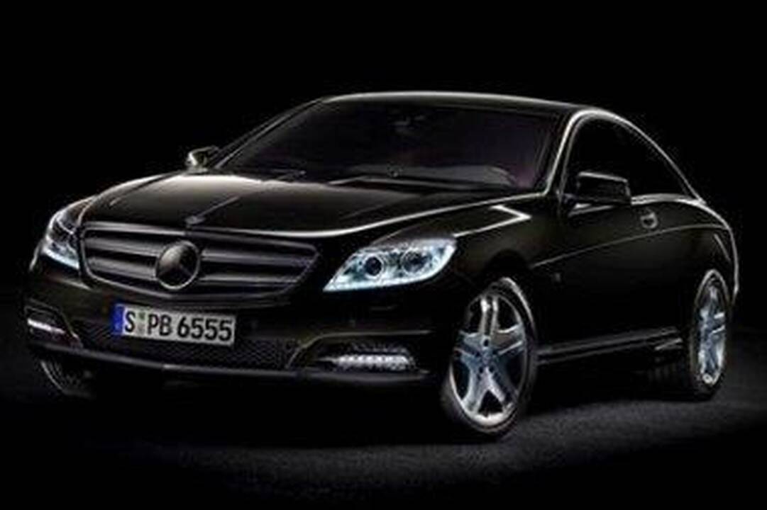 Atnaujinta kupė „Mercedes-Benz CL“ 