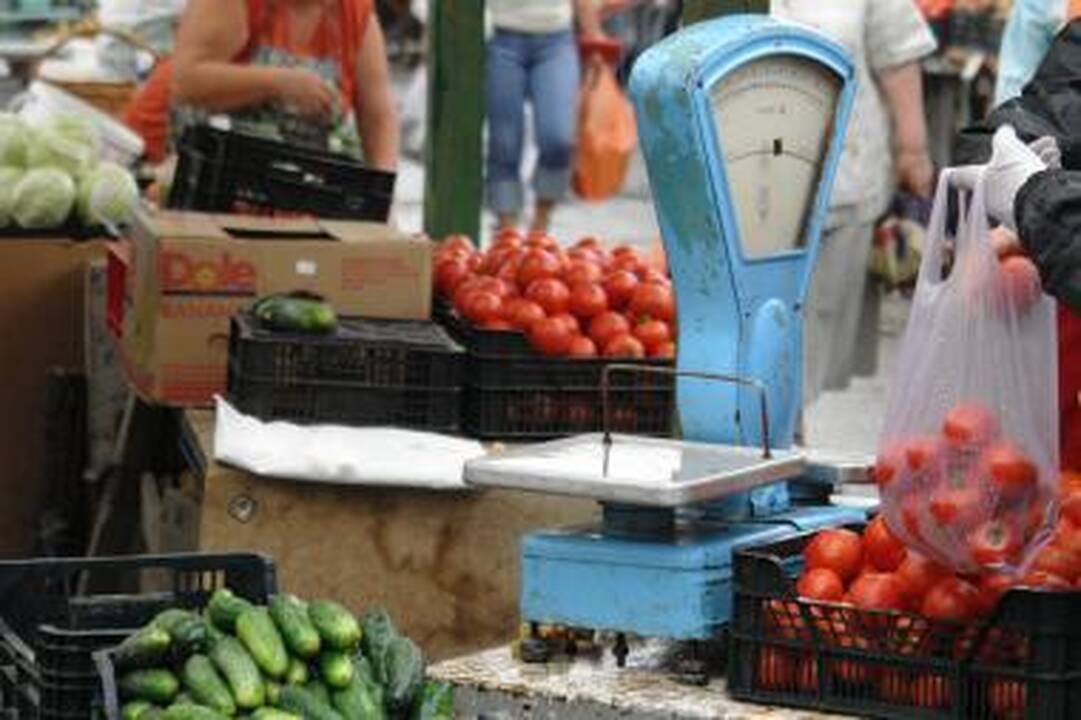 Pirkėjų mulkintojams kirs per kišenę