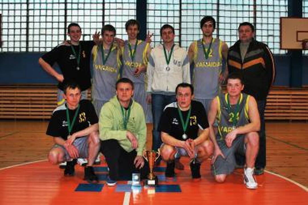 „Verslo A“ čempionato bronza - „Varaidos“ krepšininkams