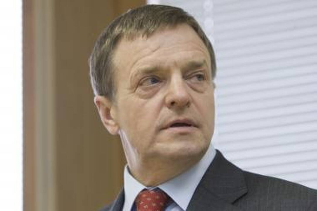 R.Vilkaitis sprendimą dėl atsistatydinimo priims po konsultacijų su valstybės vadovais