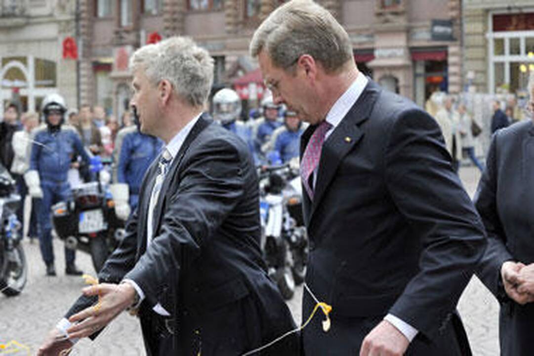 Vokietijos prezidentas apmėtytas kiaušiniais