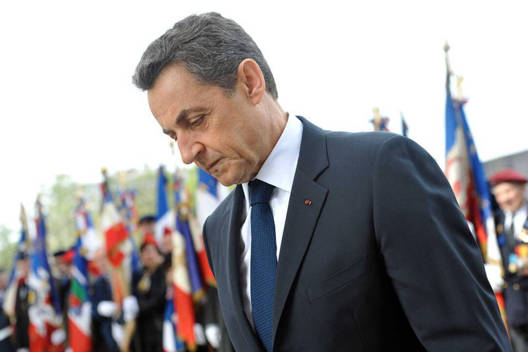N. Sarkozy užsiminė apie grįžimą į politiką