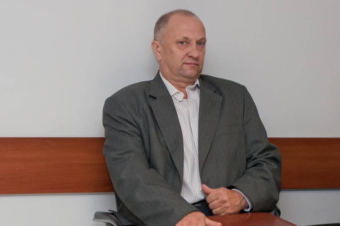 Buvęs Seimo narys nuteistas kalėti pustrečių metų (papildyta 14.04)