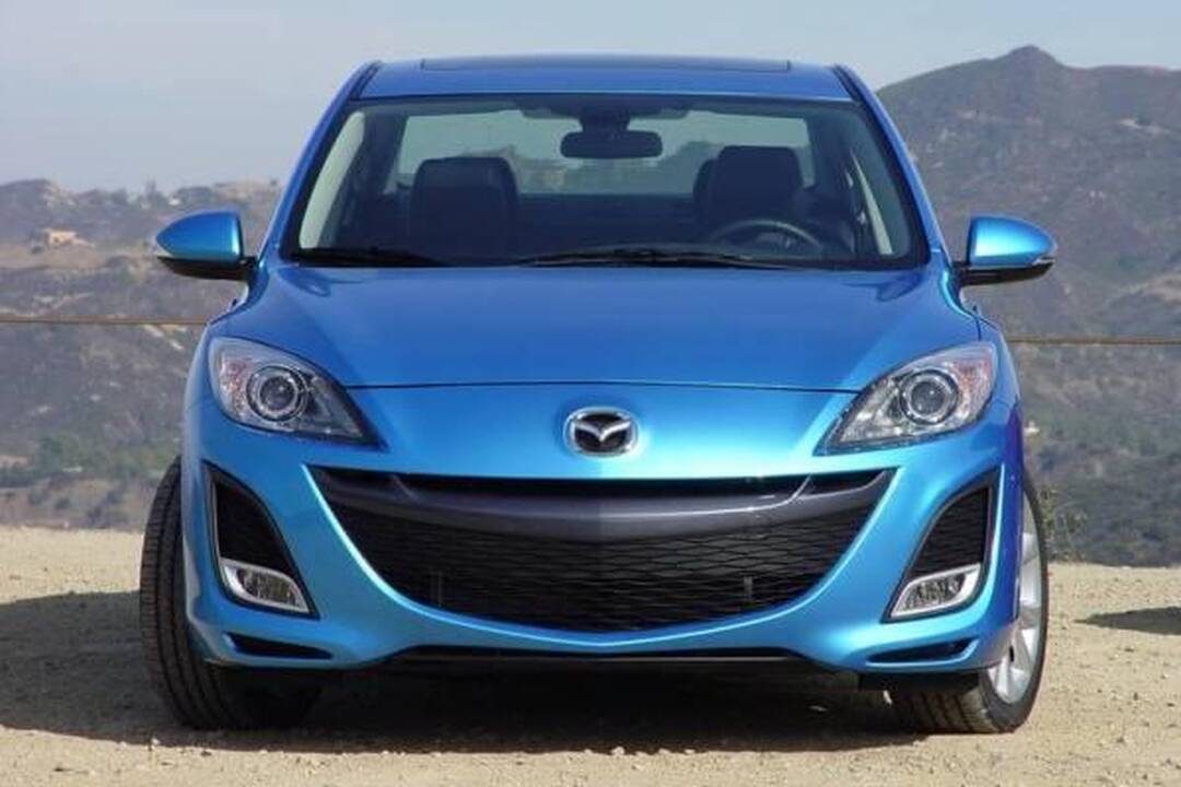 21 pretendentas į „Metų automobilio 2010“ karūną