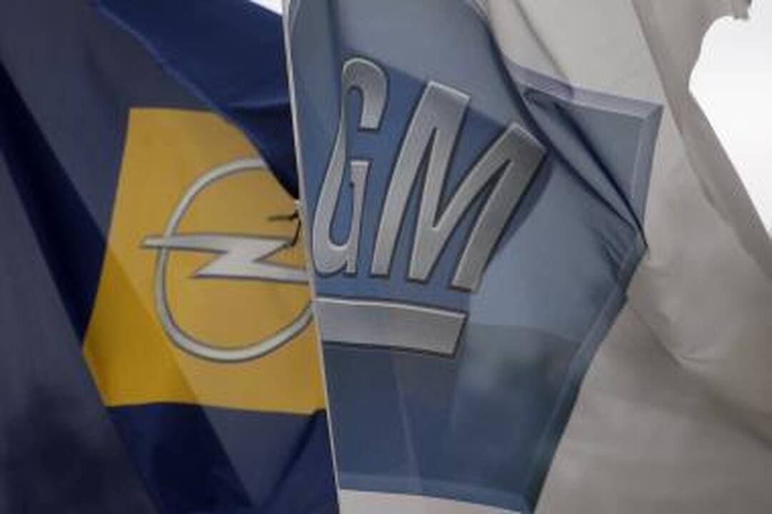 „General Motors" skelbia bankrotą