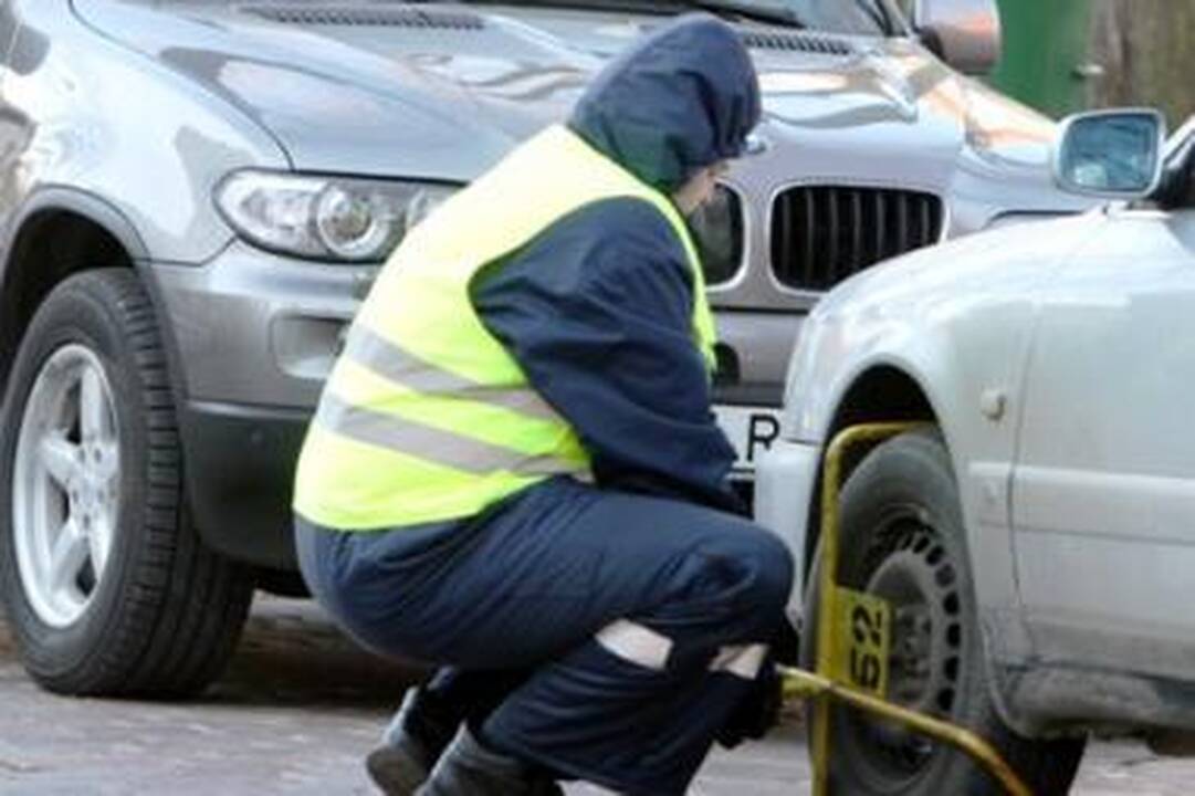 Parengta tipinė transporto priemonių priverstinio nuvežimo ir saugojimo sutartis