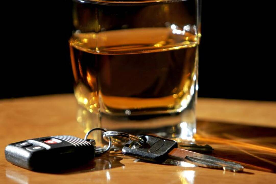 Girta vairuotoja Klaipėdoje bruko kyšį nepaperkamam policininkui