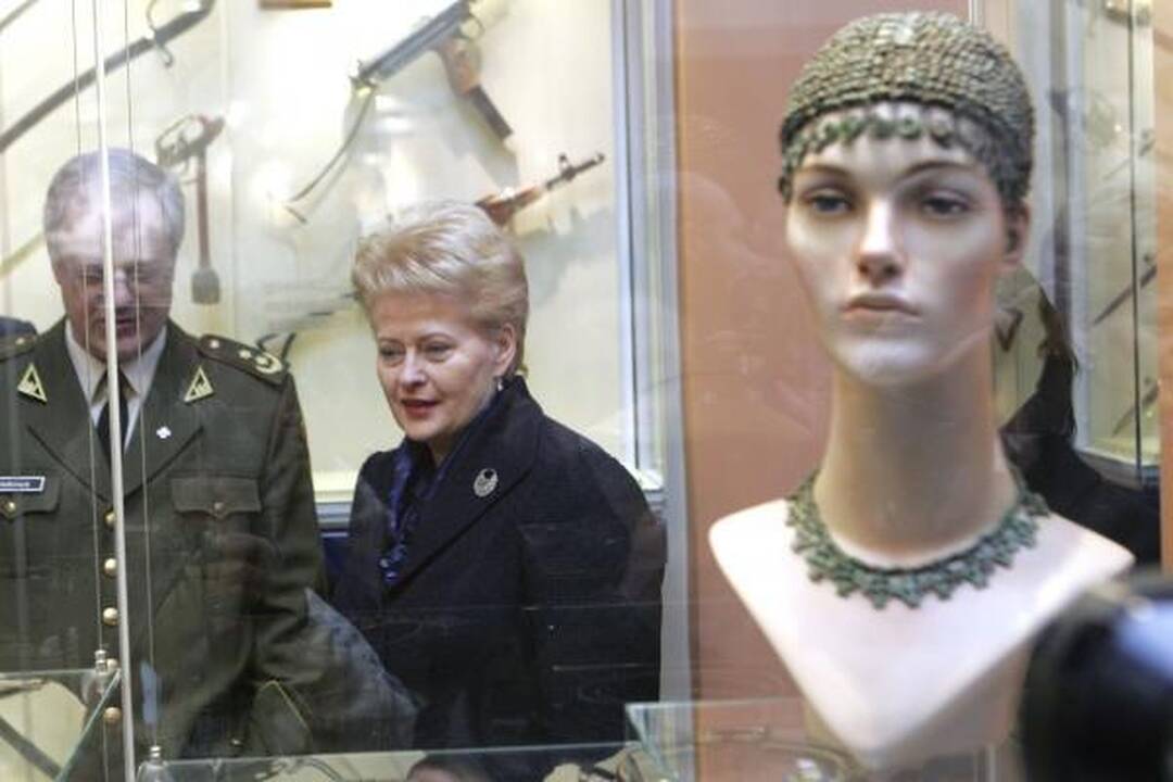 Karo muziejus D.Grybauskaitei – patriotizmo užtaisas