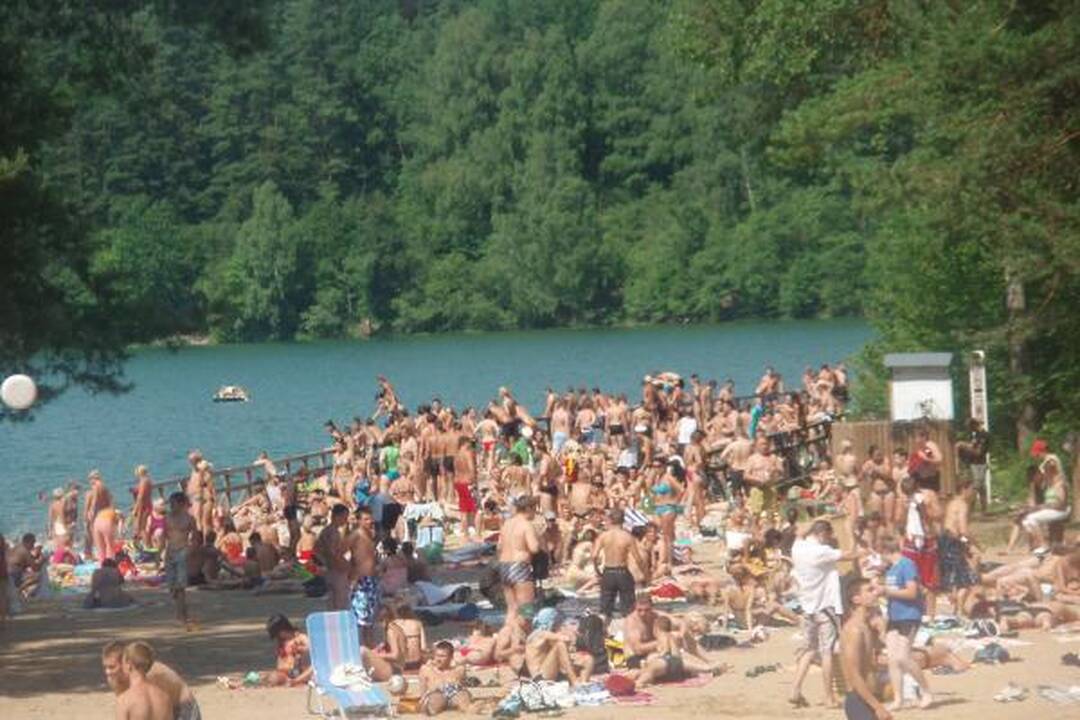Dėl karščių visi vilniečių keliai veda prie vandens 