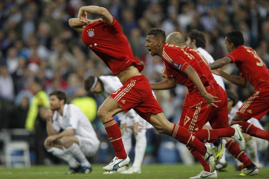 Vokietijos futbolo pirmenybėse - favoritų pergalės