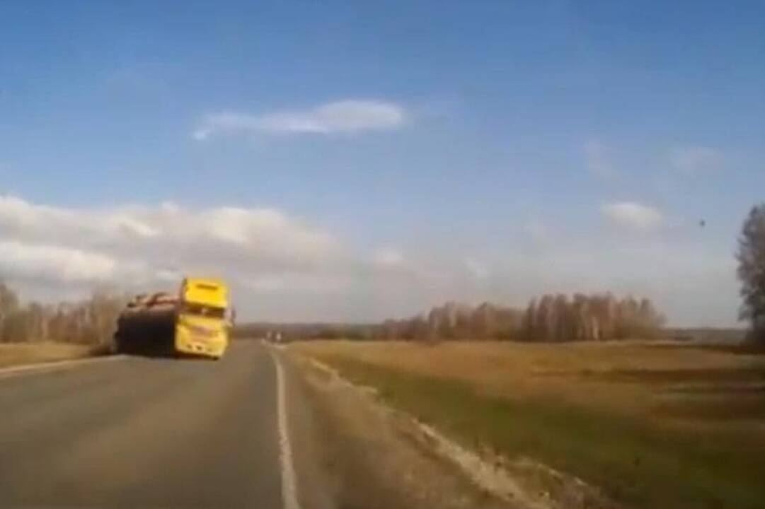„Honda“ – prieš „apsinešusį“ mazuto vežėją 