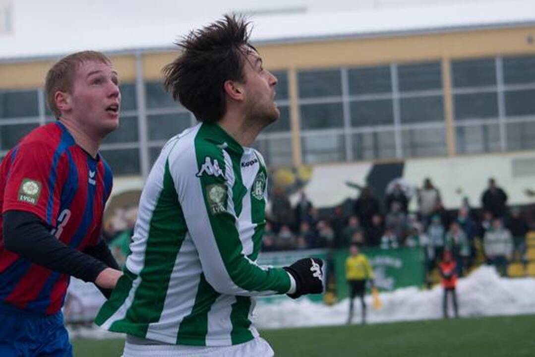 „Žalgiris“ sutriuškino „Dainavą“ ir pavijo A lygos lyderį