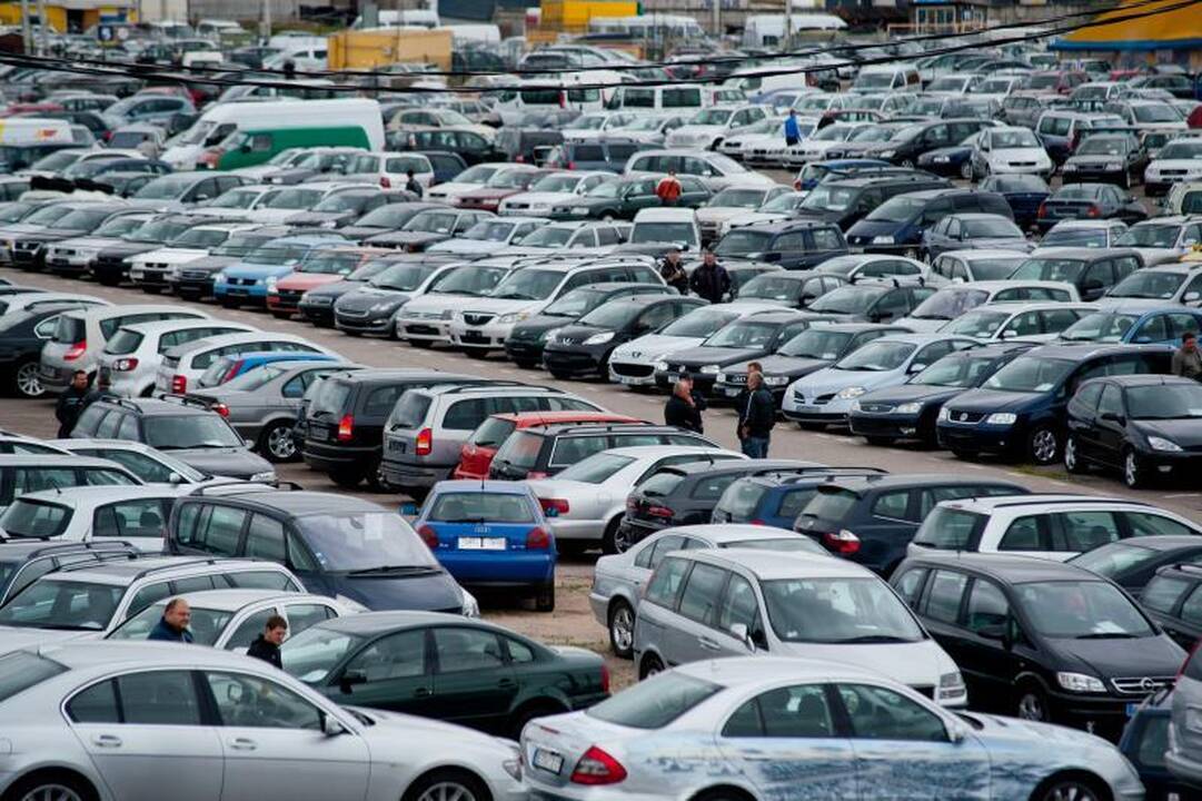 Automobilį planuoja pirkti kas penktas Lietuvos gyventojas