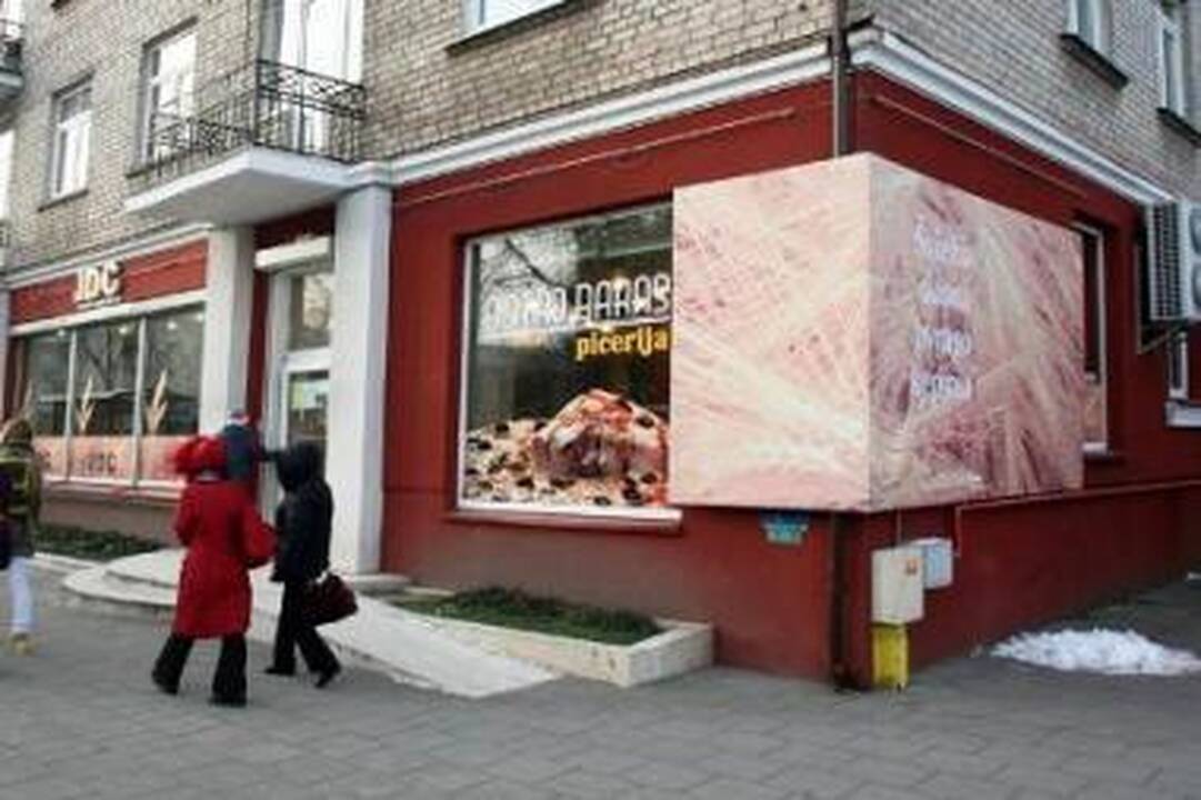 Prasiskolinę Jungtinio duonos centro verslininkai mėto pėdas