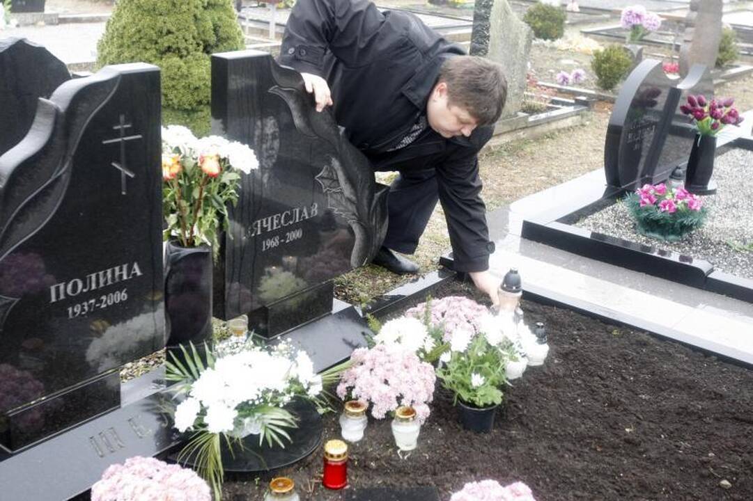 Prieš Vėlines pagerbti kare žuvę klaipėdiečiai 