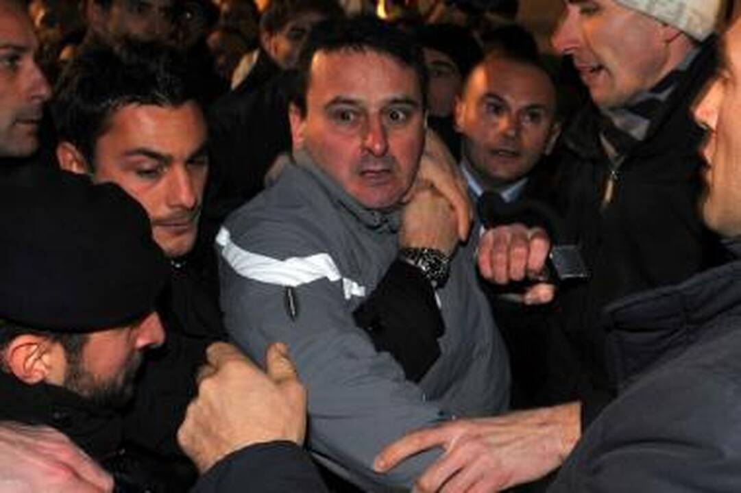 Italijos premjero S.Berlusconi užpuolikas atsiprašė