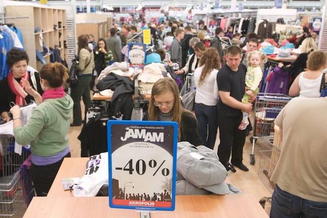 Naktinis išpardavimas „Akropoliuose“: be didesnių incidentų