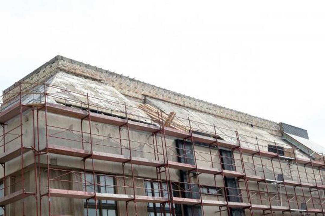 Dramos teatras neteko stogo