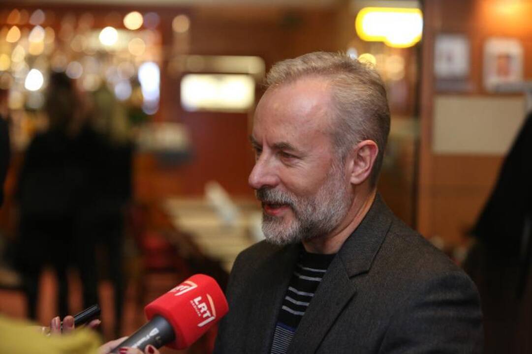 Seimas - prieš siūlymą leisti įmonėms mokėti iki 20 proc. mažesnę MMA