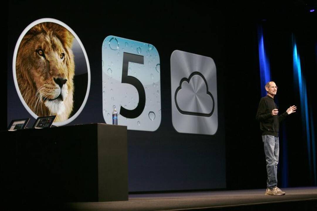 "Apple" demonstruoja "iOS 5" (video)