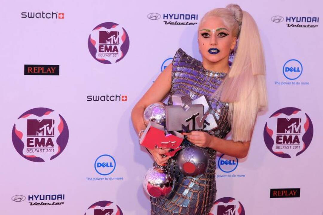 Lady Gaga vėl dominavo per MTV Europos muzikos apdovanojimus